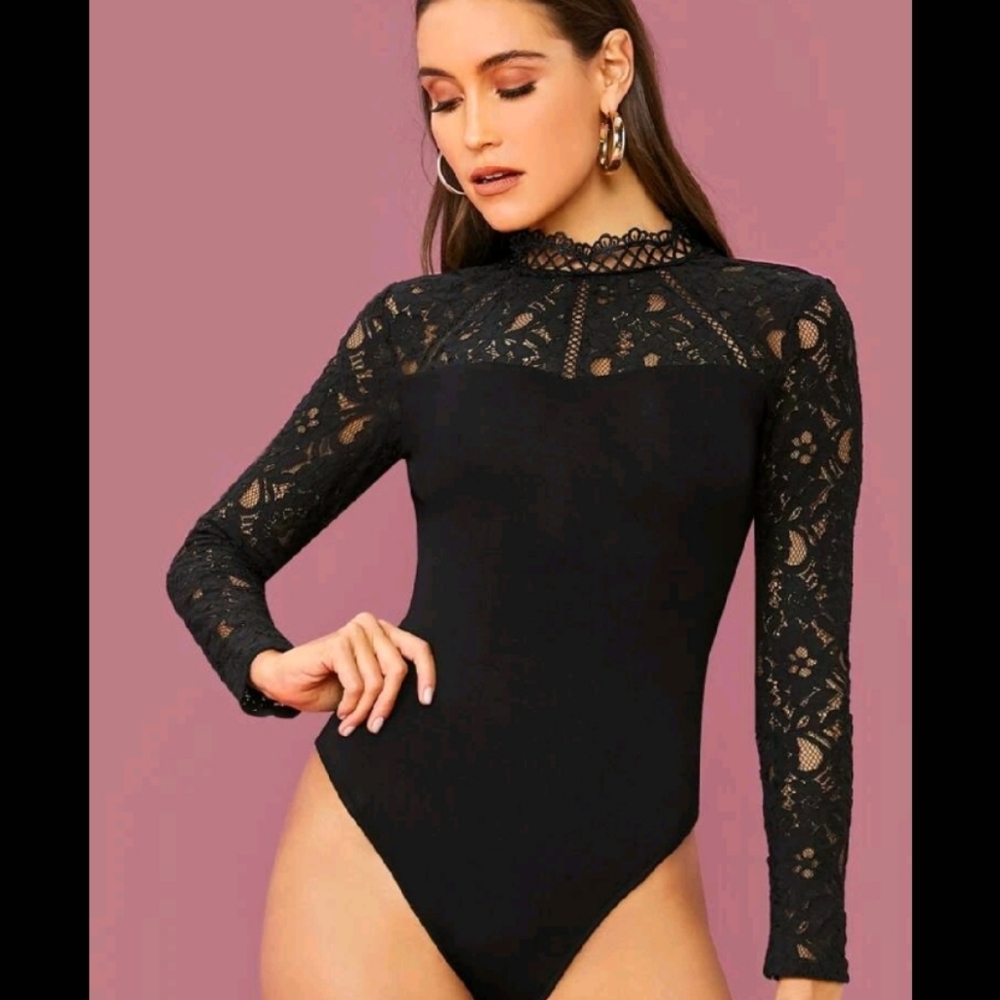 Lace stand collar fitted bodysuit
